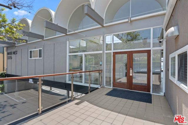 Drew Fenton | 30604 Sicomoro Drive Malibu CA | MLS: 7303894