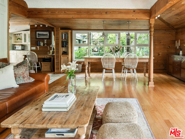8162 Kirkwood Drive, Los Angeles CA: https://media.crmls.org/mediaz/e9039ffa-2ef1-404b-bd2b-61a781df434a.jpg