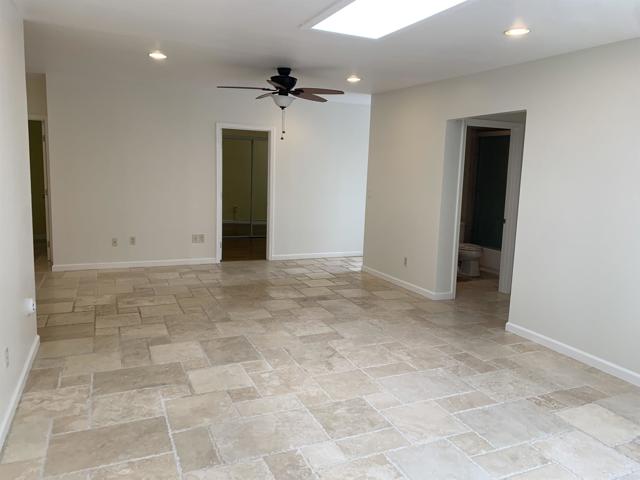 Detail Gallery Image 4 of 18 For 7229 Fay Ave, La Jolla,  CA 92037 - 4 Beds | 2 Baths