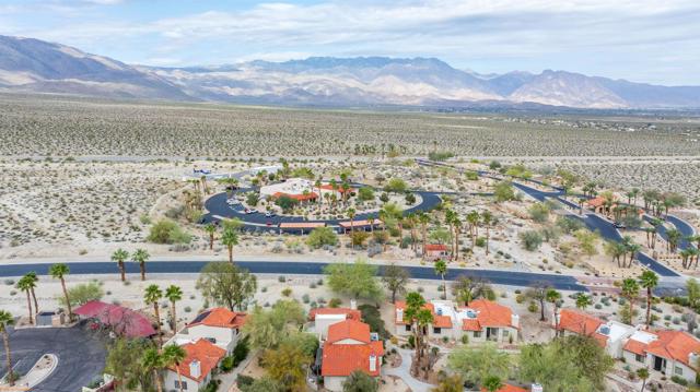 1620 Las Casitas Dr, Borrego Springs CA: https://media.crmls.org/mediaz/e903d982-66ad-4ba0-98a5-8c71ff7791b4.jpg
