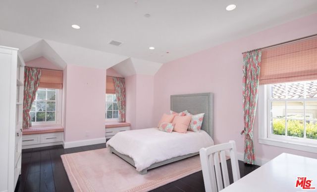 2311 Worthing Lane, Los Angeles CA: https://media.crmls.org/mediaz/e90477cc-b72e-4bea-9473-2487d985016c.jpg