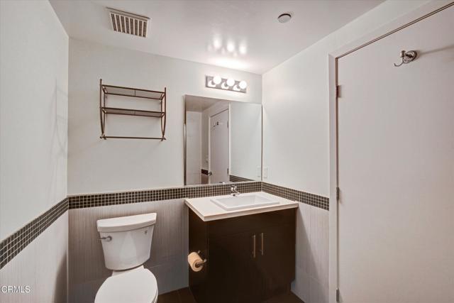 Detail Gallery Image 25 of 38 For 159 W Green St #408,  Pasadena,  CA 91105 - 2 Beds | 2 Baths