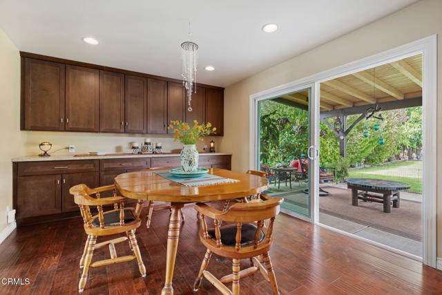 1796 Swift Avenue, Ventura CA: https://media.crmls.org/mediaz/e905a590-cc10-4983-9fee-c9f42c66fb70.jpg