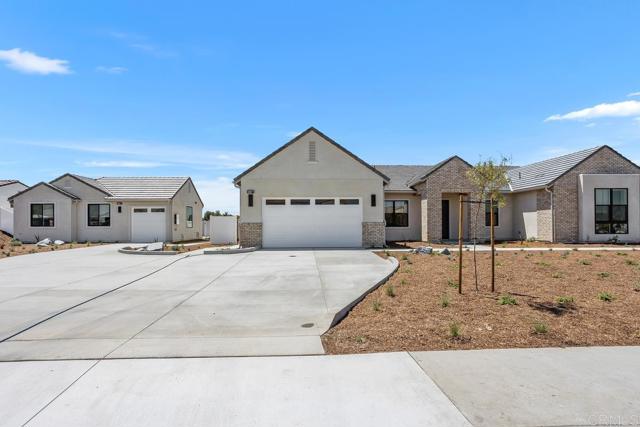 Detail Gallery Image 37 of 39 For 1208 Stonemark Place #MAIN HOUSE,  Vista,  CA 92081 - 6 Beds | 5 Baths