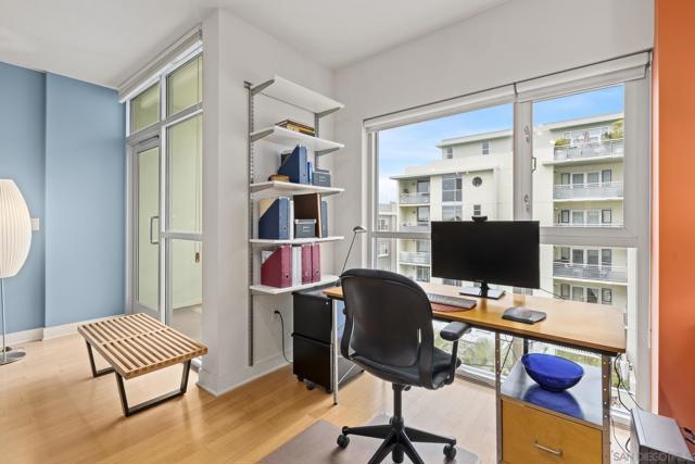 3812 Park Blvd, San Diego CA: https://media.crmls.org/mediaz/e905bf36-6fb1-44fe-93e1-c622b947d9d8.jpg