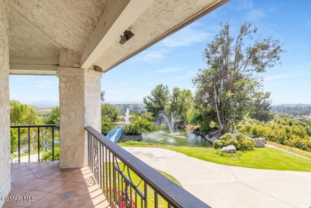8445 Roseland Avenue, Moorpark CA: https://media.crmls.org/mediaz/e907480a-dd44-4091-8cb8-22dea473477c.jpg