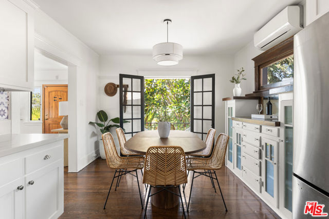 3801 Effie Street, Los Angeles CA: https://media.crmls.org/mediaz/e90803cc-1382-4208-b36d-844593e556d4.jpg