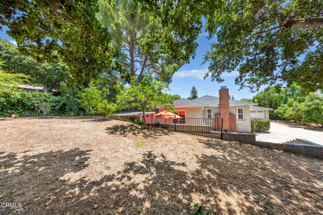 2767 Brookhill Street, La Crescenta CA: https://media.crmls.org/mediaz/e9081d80-c659-40d1-8965-15ec03ef2b76.jpg