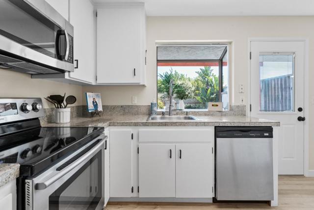 409 Sailfish Drive, Aptos CA: https://media.crmls.org/mediaz/e909c907-71c6-42bc-a13e-d0f119c76ef8.jpg