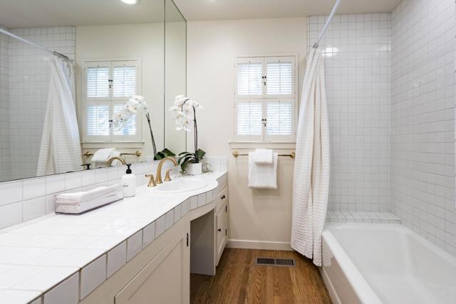 695 N California Avenue, Palo Alto CA: https://media.crmls.org/mediaz/e909ea37-ede4-4c49-9472-c4fa350b14c9.jpg