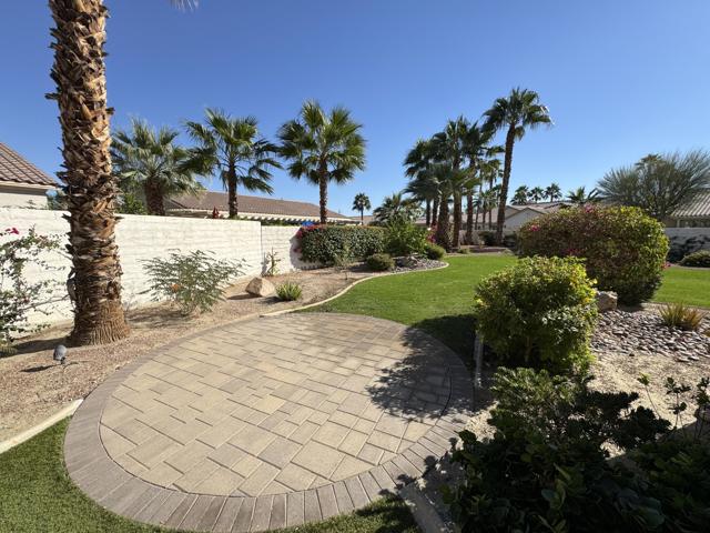 80372 Camino San Lucas, Indio CA: https://media.crmls.org/mediaz/e90a5586-a2a5-4885-a82e-f5254648699a.jpg