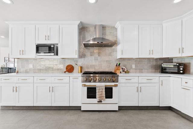 532 Moonrise Lane, Aptos CA: https://media.crmls.org/mediaz/e90a63d4-de3f-45c9-adc7-9eaa873e85dd.jpg