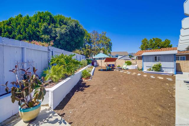 7460 Kamwood, San Diego CA: https://media.crmls.org/mediaz/e90a79c4-92a0-46aa-8008-e258131e0e51.jpg