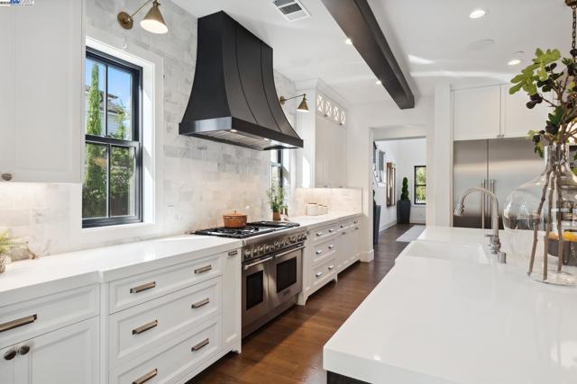 2621 Royal Oaks Dr, Alamo CA: https://media.crmls.org/mediaz/e90b2b34-3779-4457-bf23-d40b63eb5479.jpg