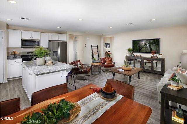 Detail Gallery Image 2 of 15 For 4362 W Avenue J4, Lancaster,  CA 93536 - 3 Beds | 2 Baths
