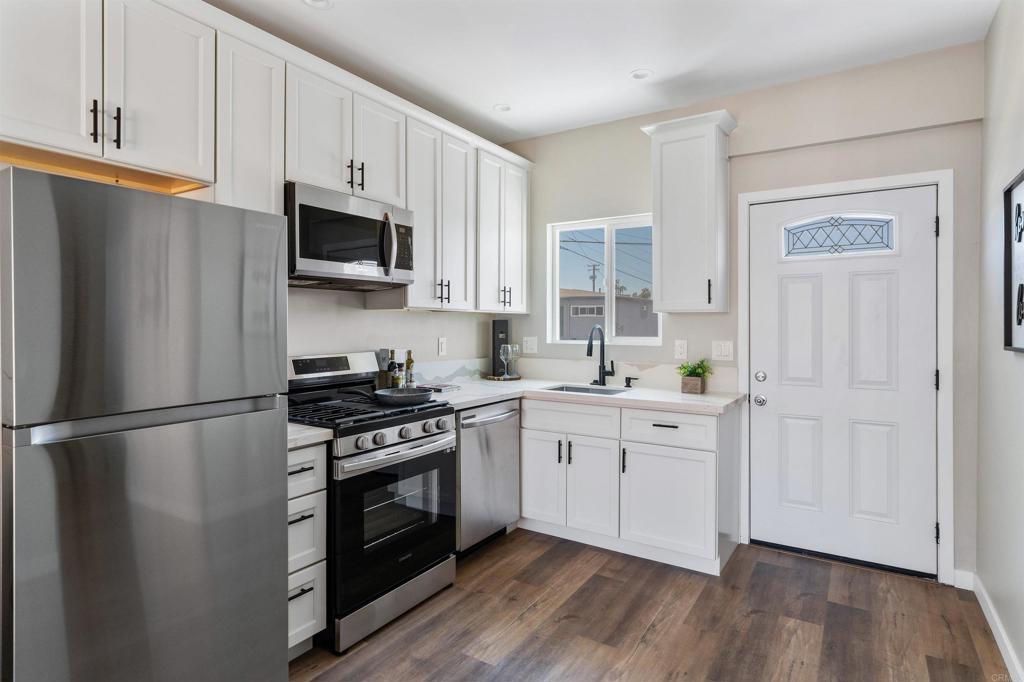 4924 Iroquois Avenue - photo 15