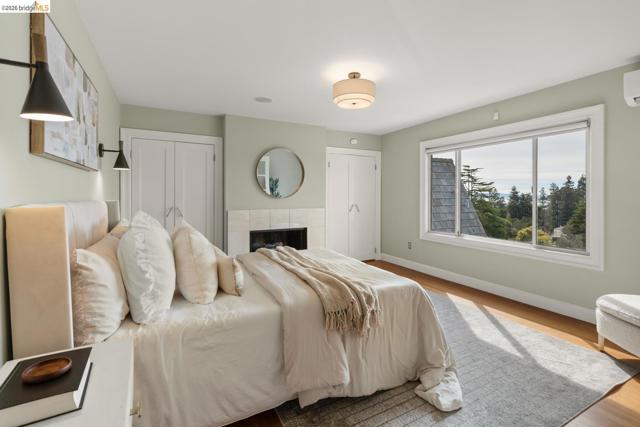 Image 22 of 30 For 22 Windsor Ave