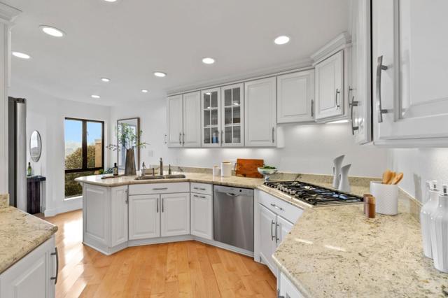 9 Mayflower Lane, San Carlos CA: https://media.crmls.org/mediaz/e90d2f06-3640-439c-b982-c52797abbe46.jpg