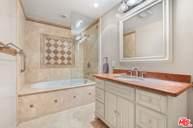 3016 Greenfield Avenue, Los Angeles CA: https://media.crmls.org/mediaz/e90e58a5-3331-4e36-845b-f666527e5d80.jpg