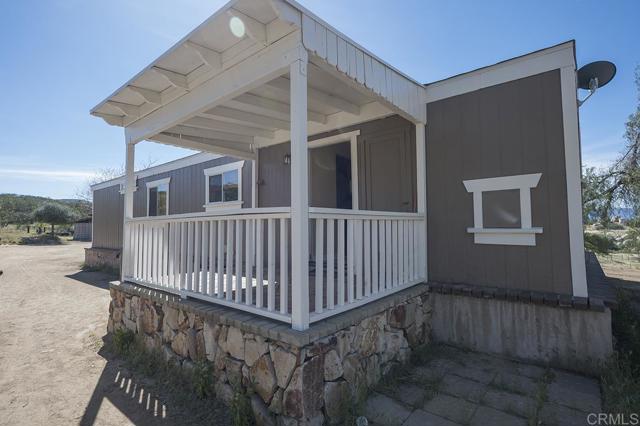 Detail Gallery Image 4 of 55 For 42950 Wildwood Ln, Aguanga,  CA 92536 - 3 Beds | 2 Baths