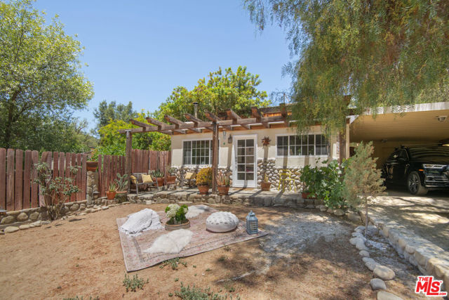 21881 Koontz Way photo 4