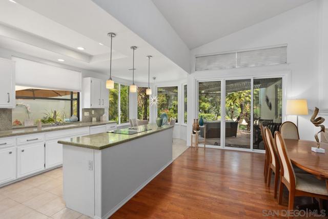 17635 Parlange Pl, San Diego CA: https://media.crmls.org/mediaz/e9101970-1ca1-4e9e-a0af-93c90e4cfe40.jpg