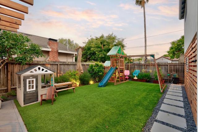 240 Bancroft Road, Burlingame CA: https://media.crmls.org/mediaz/e9114c2c-4272-4e14-b4df-4e9224a1fab5.jpg