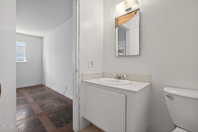 Detail Gallery Image 16 of 32 For 6368 Hunter St, Ventura,  CA 93003 - 5 Beds | 3 Baths