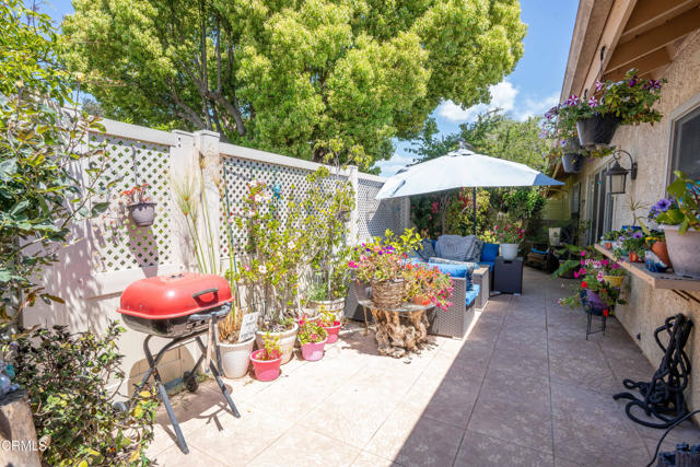 31123 Village 31, Camarillo CA: https://media.crmls.org/mediaz/e912af69-abeb-4afd-bc59-2e0a43bf2911.jpg