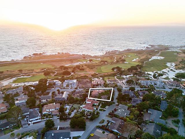 3017 Cormorant Road, Pebble Beach CA: https://media.crmls.org/mediaz/e912eb74-747e-4d5c-a088-f5af391d41ae.jpg