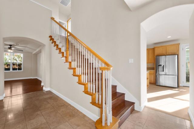 9652 Cooper Place, Gilroy CA: https://media.crmls.org/mediaz/e9133545-20ff-451b-ae25-855b447946c8.jpg