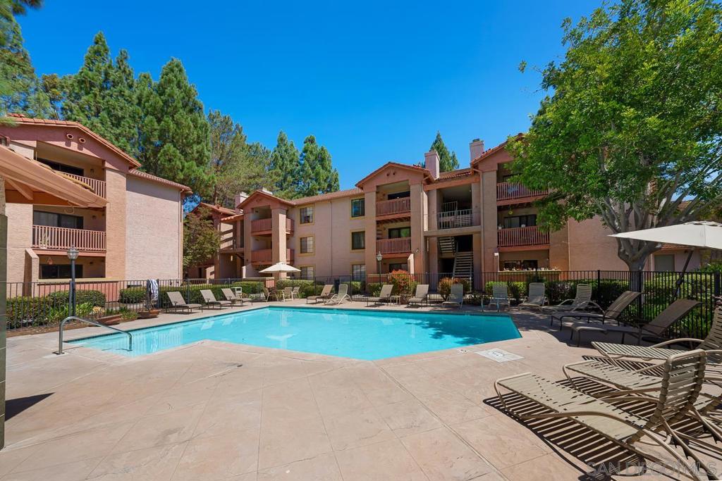 12015 Alta Carmel Ct #299