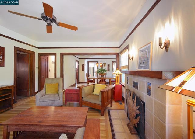 1331 Court Street, Martinez CA: https://media.crmls.org/mediaz/e9138815-6e94-4fdc-8cb7-f1e939e5aef5.jpg