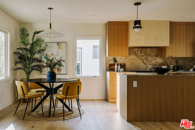 5168 Emporia Avenue, Culver City CA: https://media.crmls.org/mediaz/e91409fe-57ea-44a2-a987-b49ea9938125.jpg