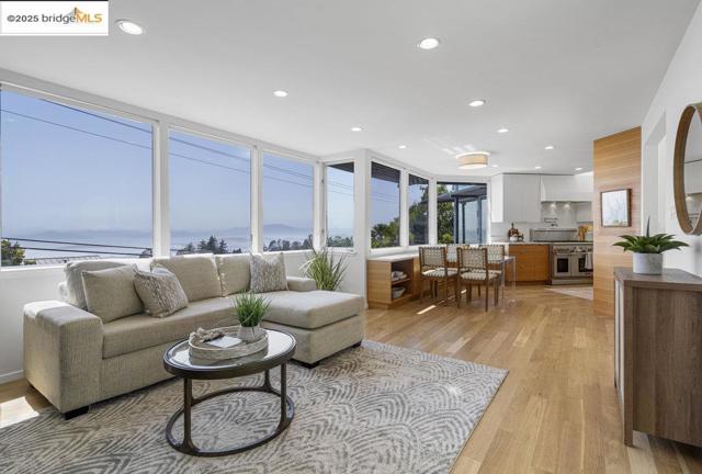 8715 Don Carol Drive, El Cerrito CA: https://media.crmls.org/mediaz/e9140cc4-af8c-4bfa-a56a-fa4b856df105.jpg