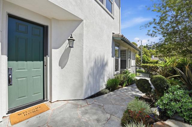Detail Gallery Image 3 of 75 For 7117 Tatler Rd, Carlsbad,  CA 92011 - 2 Beds | 2/1 Baths