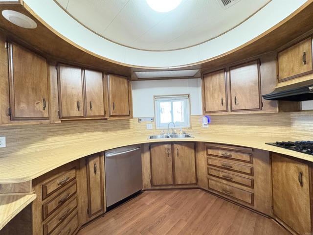 Detail Gallery Image 7 of 58 For 1490 S Orange Ave #127,  El Cajon,  CA 92020 - 2 Beds | 2 Baths