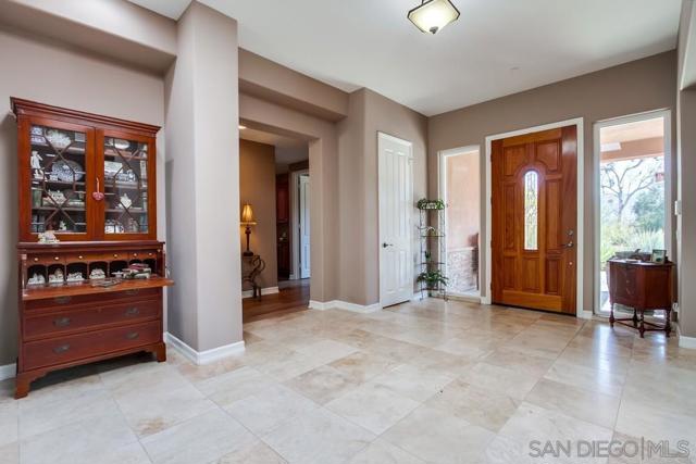 Image 5 of 44 For 16270 Pauma Valley Dr