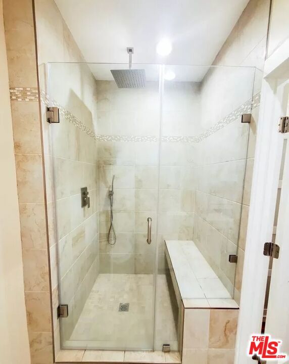 1115 N Beverly Glen Boulevard, Los Angeles CA: https://media.crmls.org/mediaz/e9160f52-0179-4731-83b8-a406e736bf9b.jpg