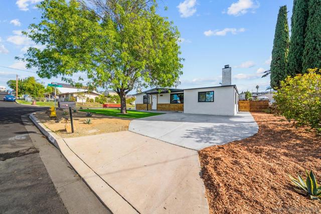 661 Concepcion, Spring Valley CA: https://media.crmls.org/mediaz/e9174cb8-7ed8-475e-991c-a05032812d24.jpg