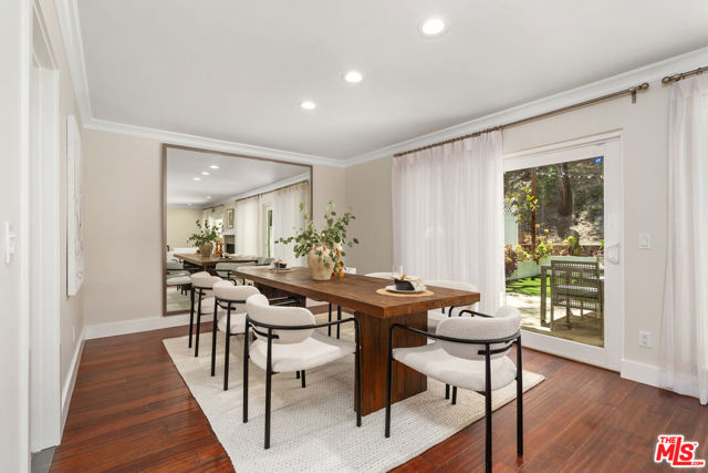 2771 Claray Drive, Los Angeles CA: https://media.crmls.org/mediaz/e9175253-1c32-402b-9bae-677dcd555339.jpg