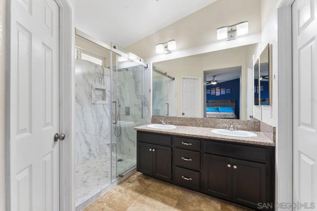 1055 Forest Hill Pl, Chula Vista CA: https://media.crmls.org/mediaz/e917b90c-6915-456c-8cf7-63c286075227.jpg