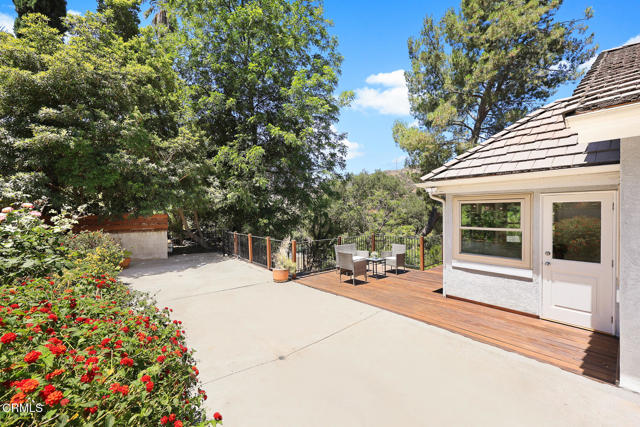 Detail Gallery Image 19 of 24 For 405 Woodcliffe Rd, Pasadena,  CA 91105 - 3 Beds | 2/1 Baths