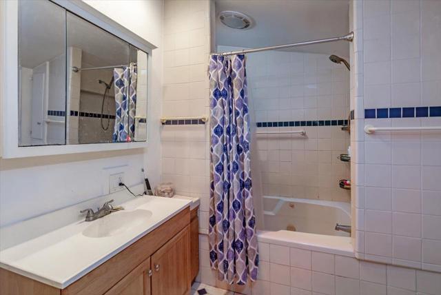 18109 La Verne Drive, Los Gatos CA: https://media.crmls.org/mediaz/e917de91-521b-4375-92bc-5456de8622b8.jpg