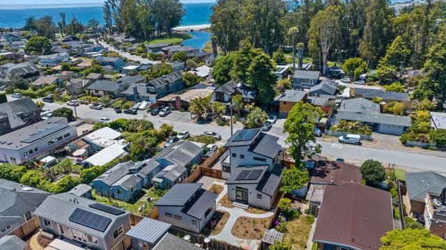 334 Anchorage Avenue, Santa Cruz CA: https://media.crmls.org/mediaz/e917faf4-b0fe-482a-971c-87519bb91460.jpg