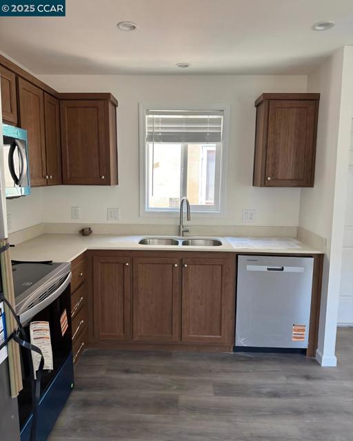 414 N School St, Lodi CA: https://media.crmls.org/mediaz/e9183ab8-e68e-41ef-ac40-d85f6ab6e9df.jpg