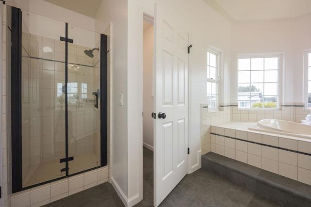 608 Silver Avenue, Half Moon Bay CA: https://media.crmls.org/mediaz/e91ad36f-a0a3-43ac-a9b0-368727977e67.jpg