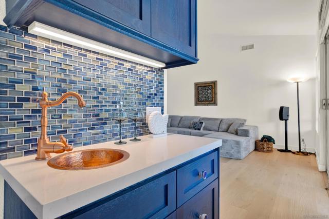 14265 Sandhill Rd, Poway CA: https://media.crmls.org/mediaz/e91b405b-3dc5-4e73-943a-1e3d2041eeda.jpg