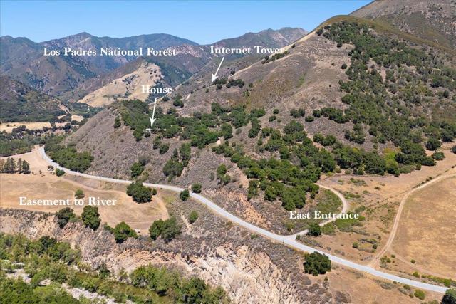 47292 Arroyo Seco Road, Greenfield CA: https://media.crmls.org/mediaz/e91b8e1b-7ec8-417d-ab0f-4981880027e6.jpg