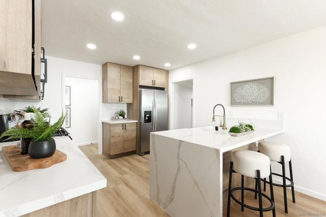 4421 68Th St, La Mesa CA: https://media.crmls.org/mediaz/e91bb61b-3013-4cc8-8a52-94dd7b875f64.jpg